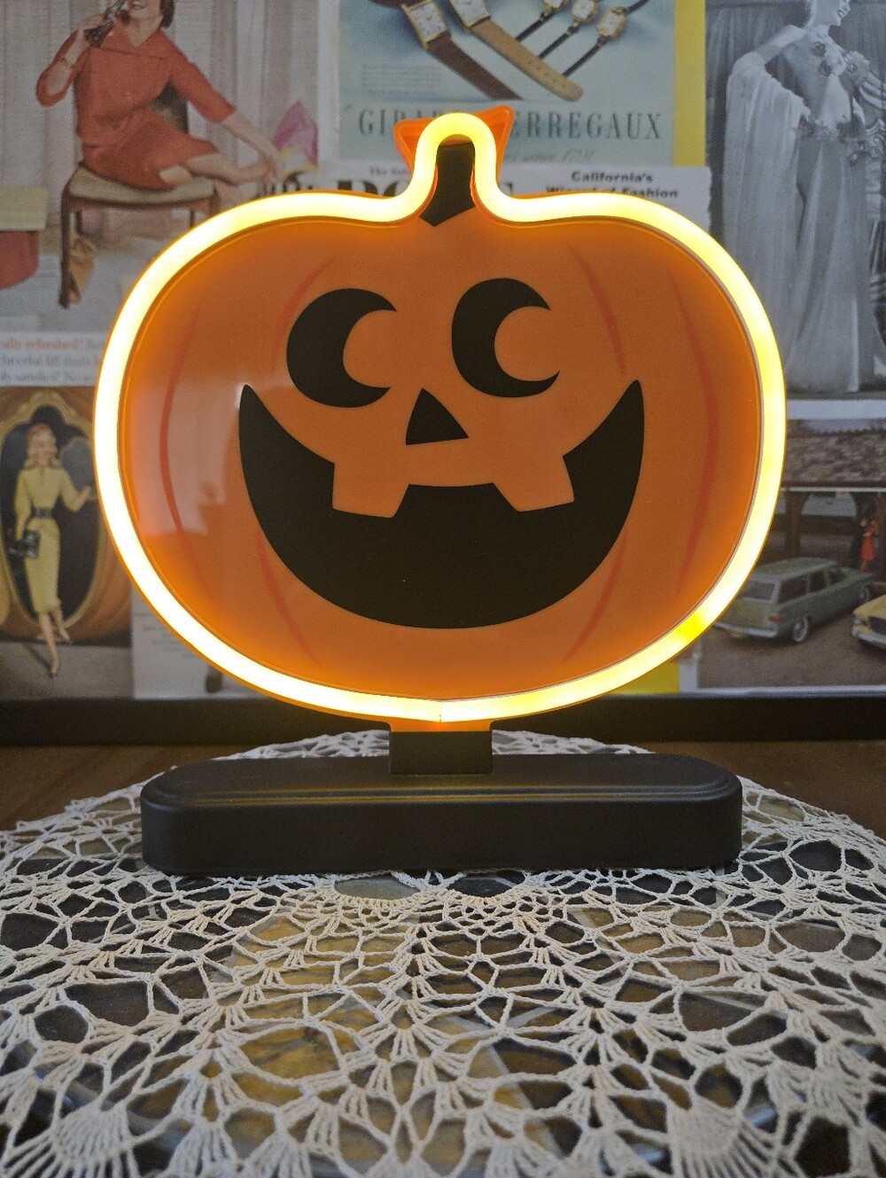 Illuminated Jack-O'-Lantern Neon Pumpkin Decor - Orange